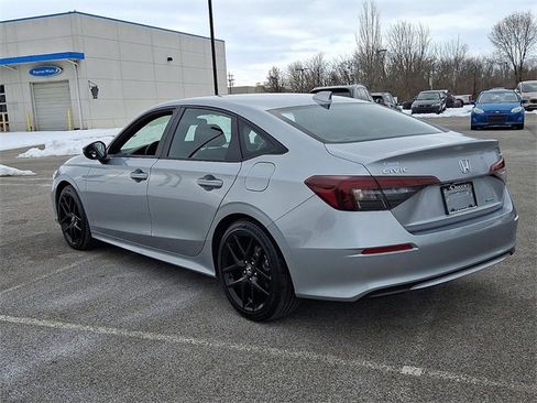 Used 2025 Honda Civic Sport image 8