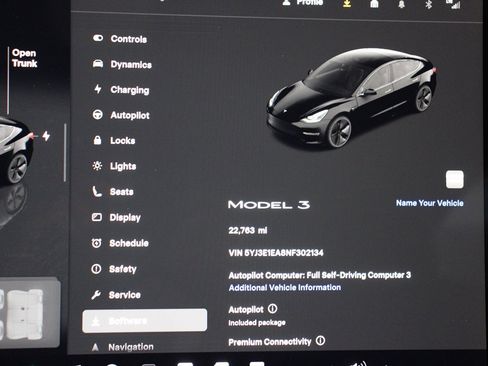 Used 2022 Tesla Model 3 image 9