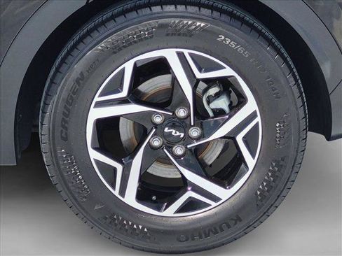 Used 2023 Kia Sportage LX FWD image 23
