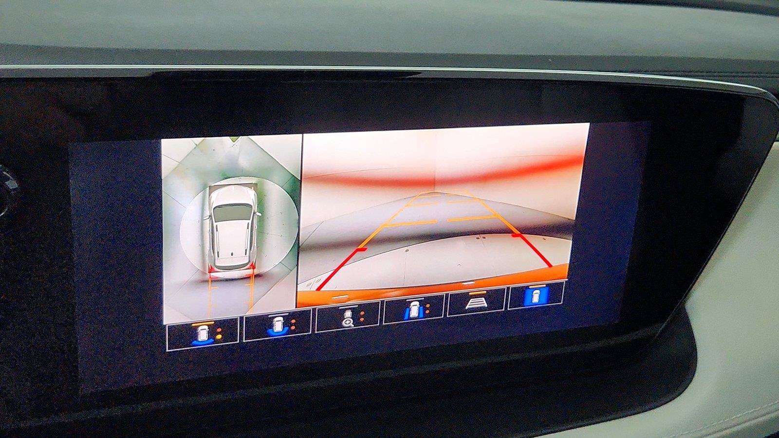 Used 2025 Buick Encore GX Avenir w/ Avenir Technology Package AWD/4WD image 37
