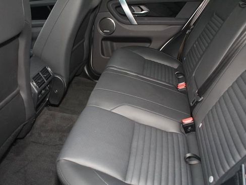 Used 2025 Land Rover Discovery Sport S image 5