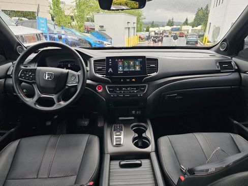 Used 2023 Honda Passport TrailSport image 23