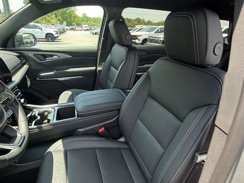New 2026 Chevrolet Traverse LT AWD/4WD image 13