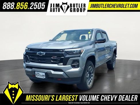 Used 2023 Chevrolet Colorado Z71 w/ Z71 Convenience Package 2 AWD/4WD image 1