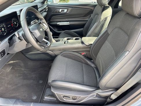 Used 2024 Ford Mustang Coupe RWD image 19