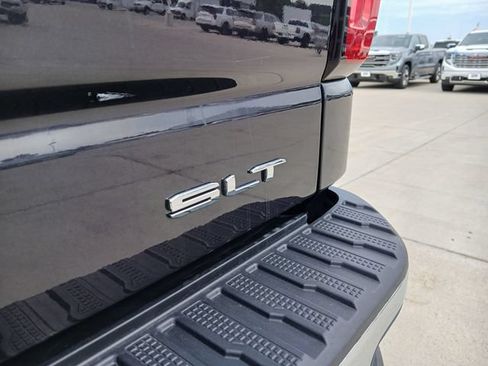 Used 2024 GMC Sierra 1500 SLT w/ SLT Premium Plus Package AWD/4WD image 12