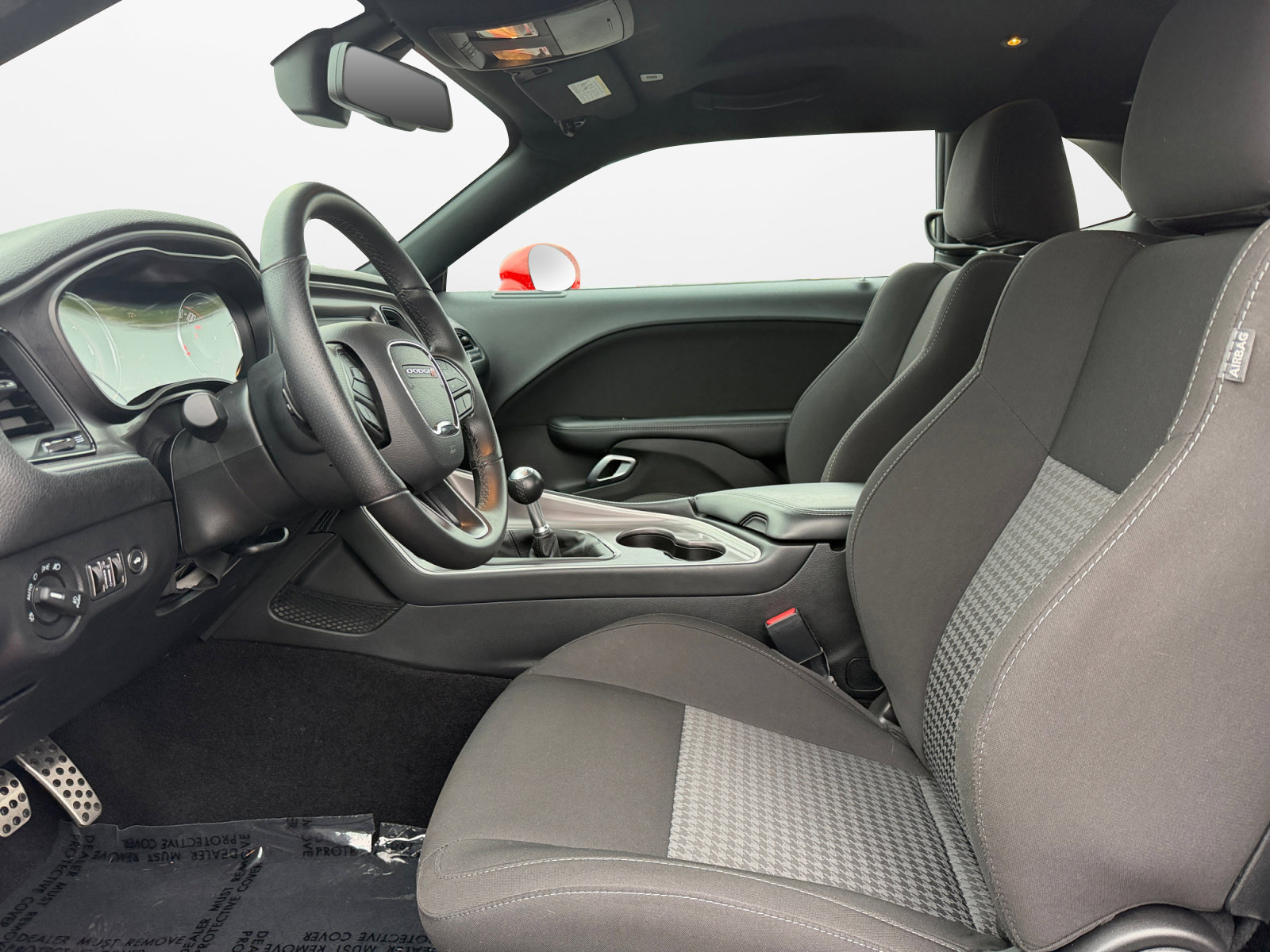 Used 2022 Dodge Challenger R/T RWD image 12