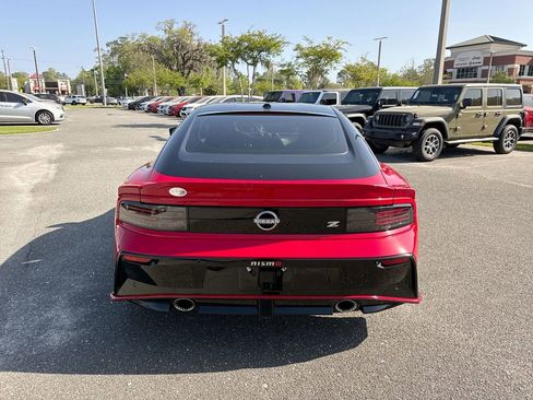 Used 2025 Nissan Z NISMO w/ Floor Mat Package image 4