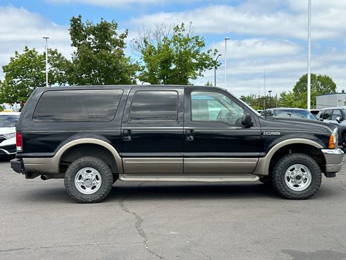 Used 2001 Ford Excursion Limited AWD/4WD image 3