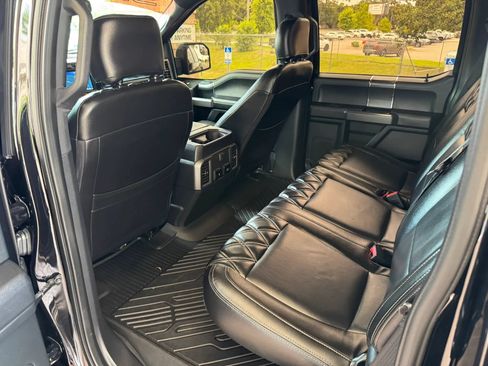 Used 2019 Ford F150 XLT w/ Equipment Group 302A Luxury AWD/4WD image 21