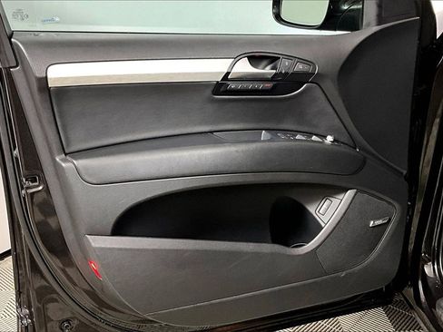 Used 2014 Audi Q7 3.0T S line Prestige w/ S Line Package image 18