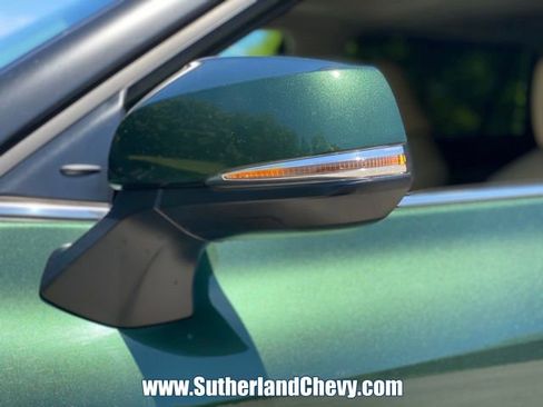 Used 2023 Toyota Highlander XLE AWD/4WD image 11