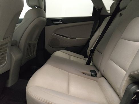 Used 2017 Hyundai Tucson SE w/ SE Popular Package 02 FWD image 18