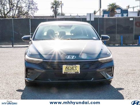New 2026 Hyundai Elantra SEL Sport FWD image 6