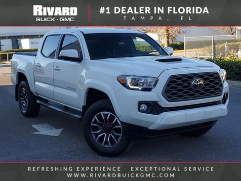 Used 2020 Toyota Tacoma TRD Sport image 1