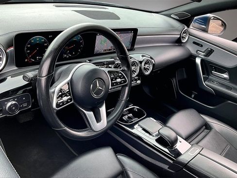 Used 2020 Mercedes-Benz CLA 250 image 16