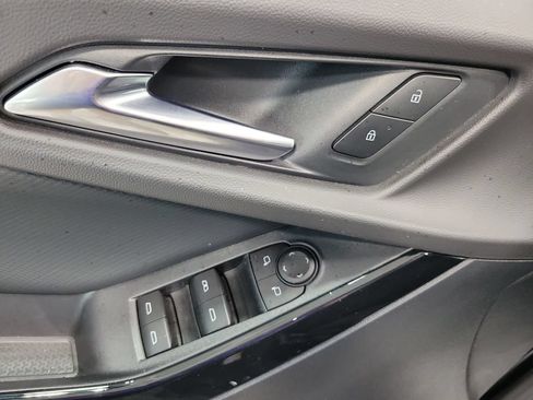 Used 2026 Chevrolet Equinox LT AWD/4WD image 29