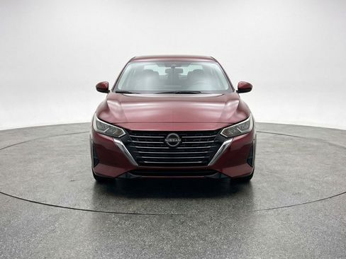Used 2025 Nissan Sentra SV FWD image 2