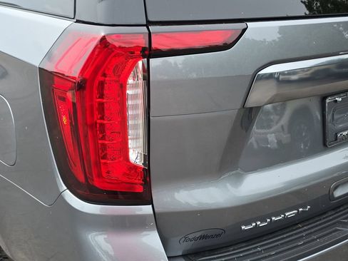 Certified 2021 GMC Yukon XL AT4 w/ AT4 Premium Package AWD/4WD image 36