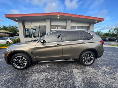 Used 2017 BMW X5 xDrive35i AWD/4WD image 9