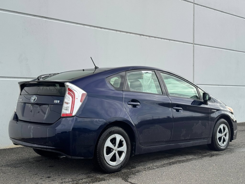 Used 2012 Toyota Prius Two FWD image 7