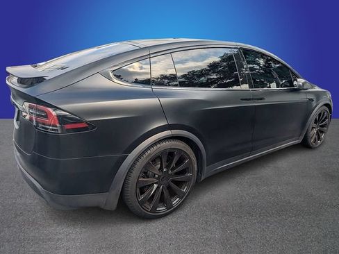 Used 2023 Tesla Model X AWD/4WD image 4