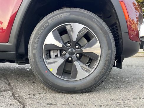 New 2024 Jeep Grand Cherokee Limited 4xe w/ Luxury Tech Group II image 10