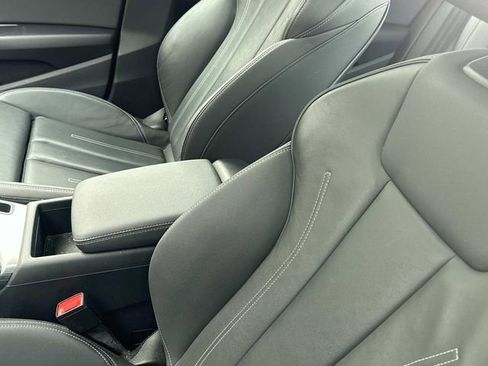 Used 2025 Audi A5 2.0T Premium Plus image 9