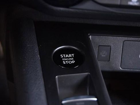 New 2026 Nissan Kicks SV image 18