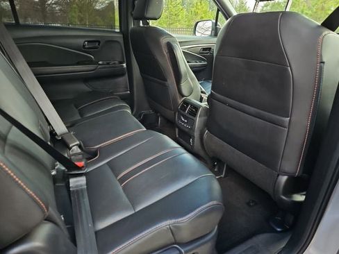 Used 2022 Honda Pilot TrailSport image 15