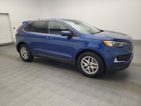 Used 2023 Ford Edge SEL image 11