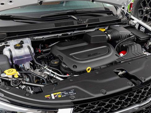 New 2026 Chrysler Pacifica Pinnacle image 31