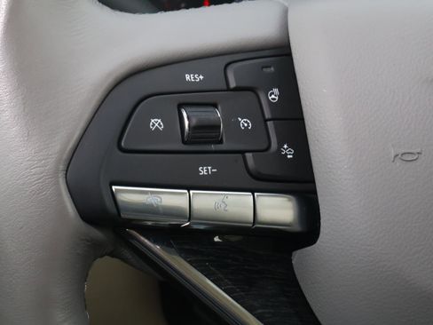 Certified 2023 Cadillac XT6 Premium Luxury image 29