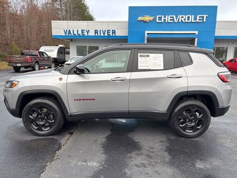 Used 2023 Jeep Compass Trailhawk AWD/4WD image 8