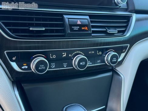 Used 2018 Honda Accord EX-L image 28