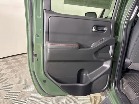 Used 2024 Nissan Frontier PRO-4X w/ Technology Package image 20