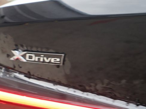 Used 2024 BMW 430i xDrive Coupe w/ Premium Package image 9