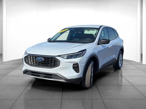 Used 2025 Ford Escape Active image 3