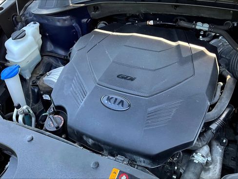 Used 2020 Kia Sorento S FWD image 28