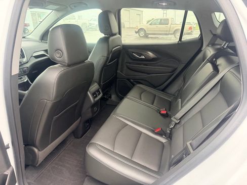 Used 2023 GMC Terrain SLT FWD image 5