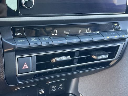 Used 2025 Toyota Camry XSE image 26