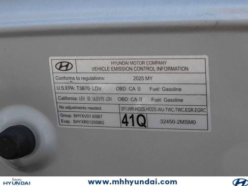 Certified 2025 Hyundai Venue SEL FWD image 28