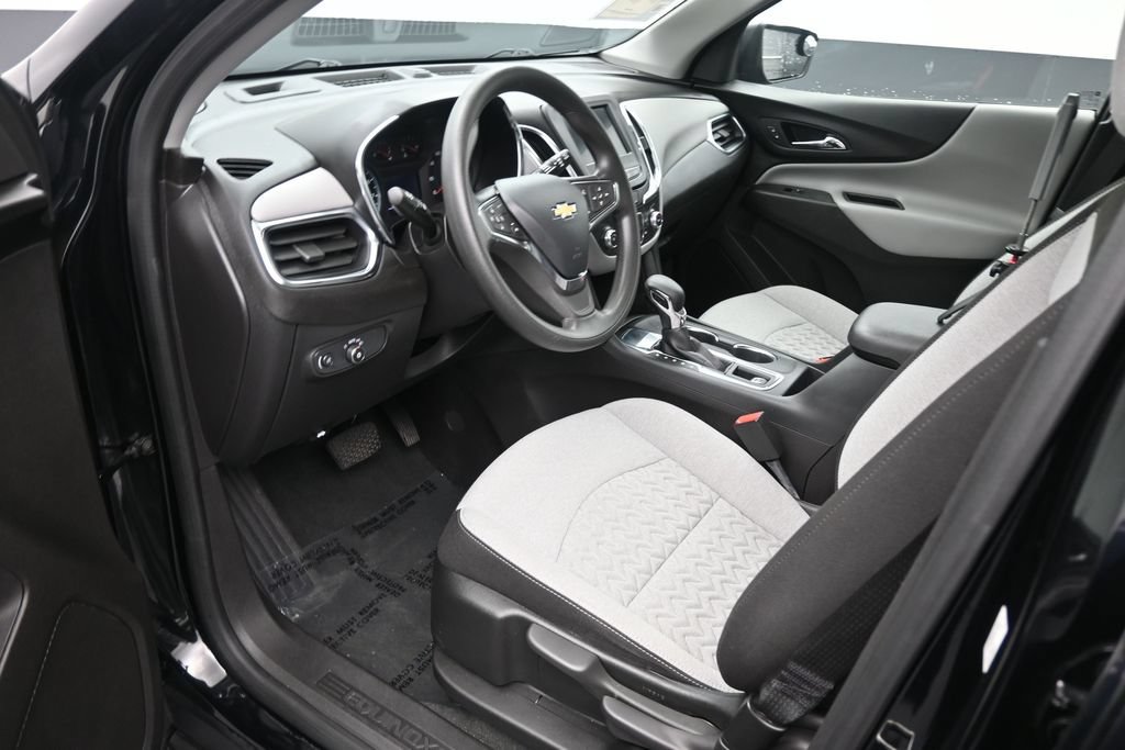 Used 2024 Chevrolet Equinox LS FWD image 11