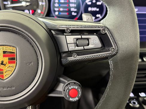 Used 2023 Porsche 911 Carrera GTS image 17