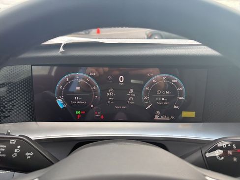 New 2026 Volkswagen Tiguan SE R-Line AWD/4WD image 15