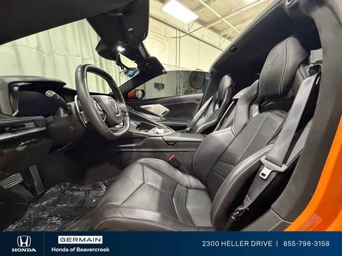 Used 2022 Chevrolet Corvette Stingray Premium Cpe w/ Z51 Performance Package RWD image 33