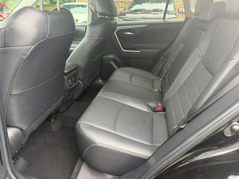 Used 2023 Toyota RAV4 XLE Premium AWD/4WD image 10