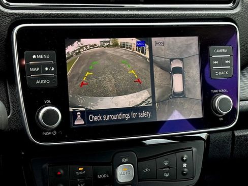 Used 2023 Nissan Leaf SV Plus image 19