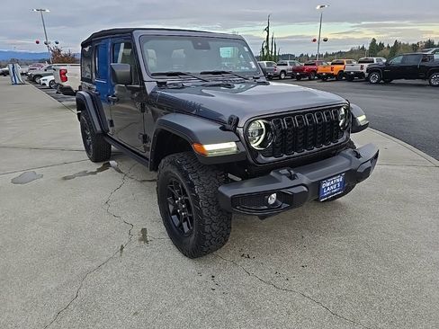 Used 2024 Jeep Wrangler Willys image 8