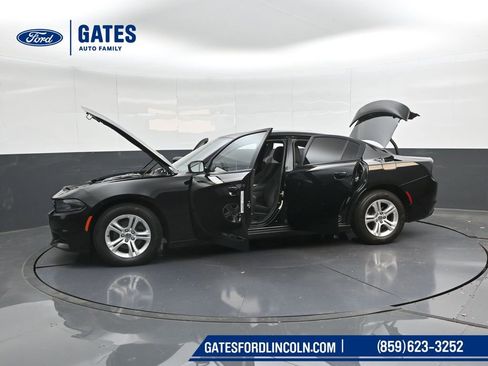Used 2019 Dodge Charger SXT image 48